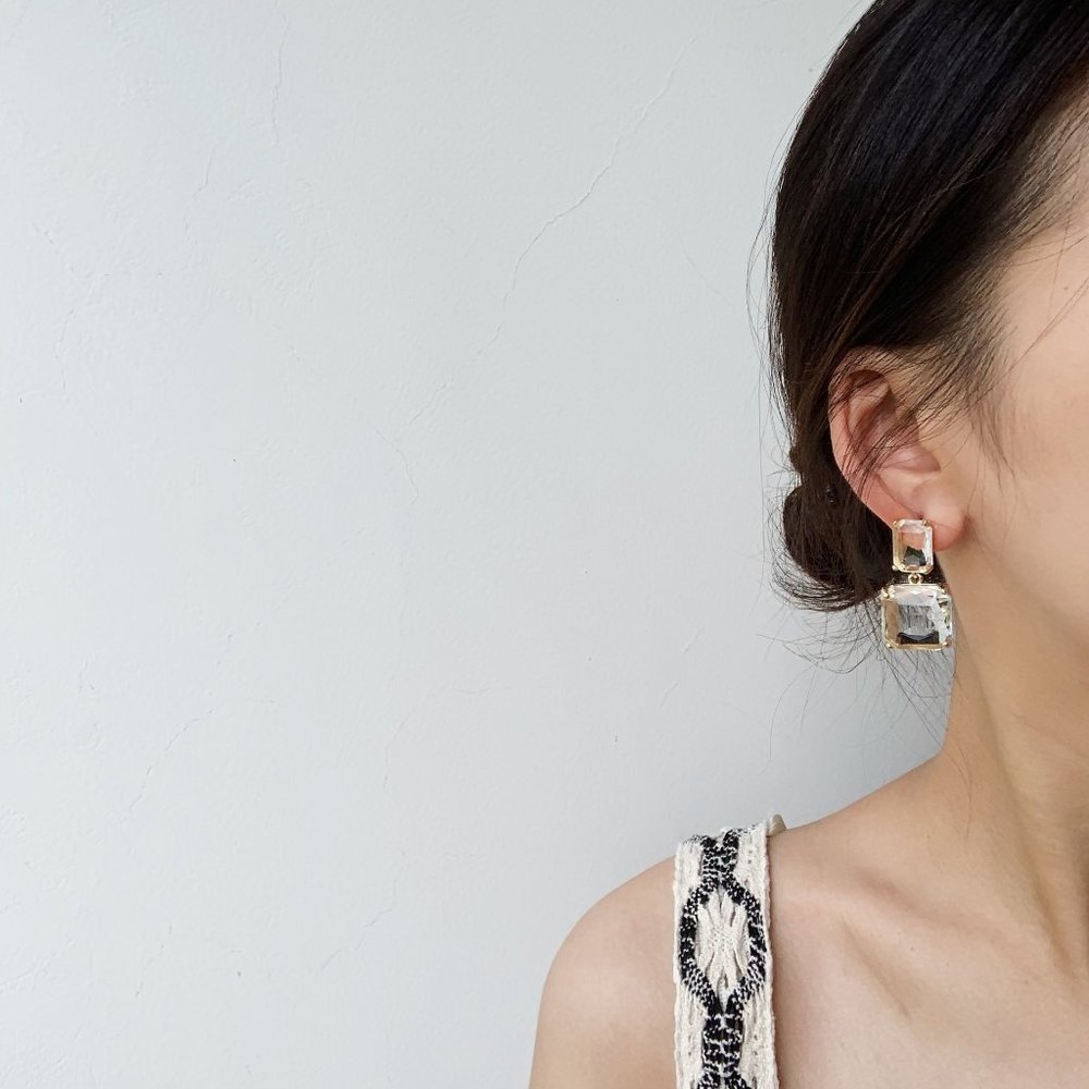NEW Gold Double Crystal Square Drop Earrings - Picture 2 of 6